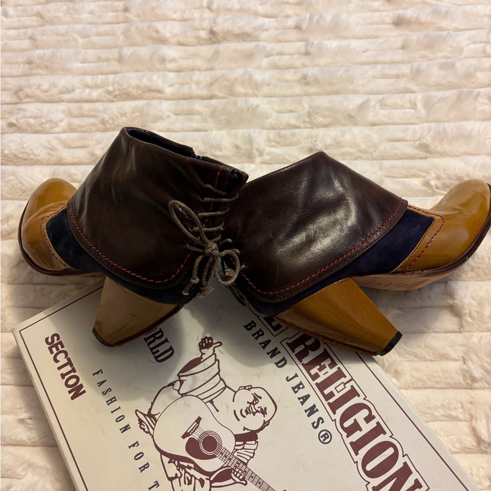 True Religion Women's Brown/Black Matilda Booties Size 8 - Picture 8 of 11